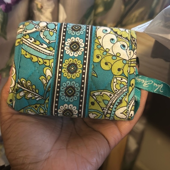 Vera Bradley Peacock Blue Pocket Wallet Excellent Retired Rare - Picture 4 of 4